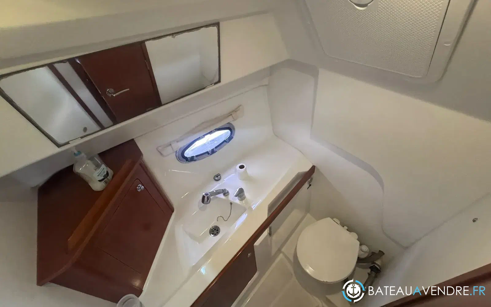slider 16 Beneteau Antares 30 Fly