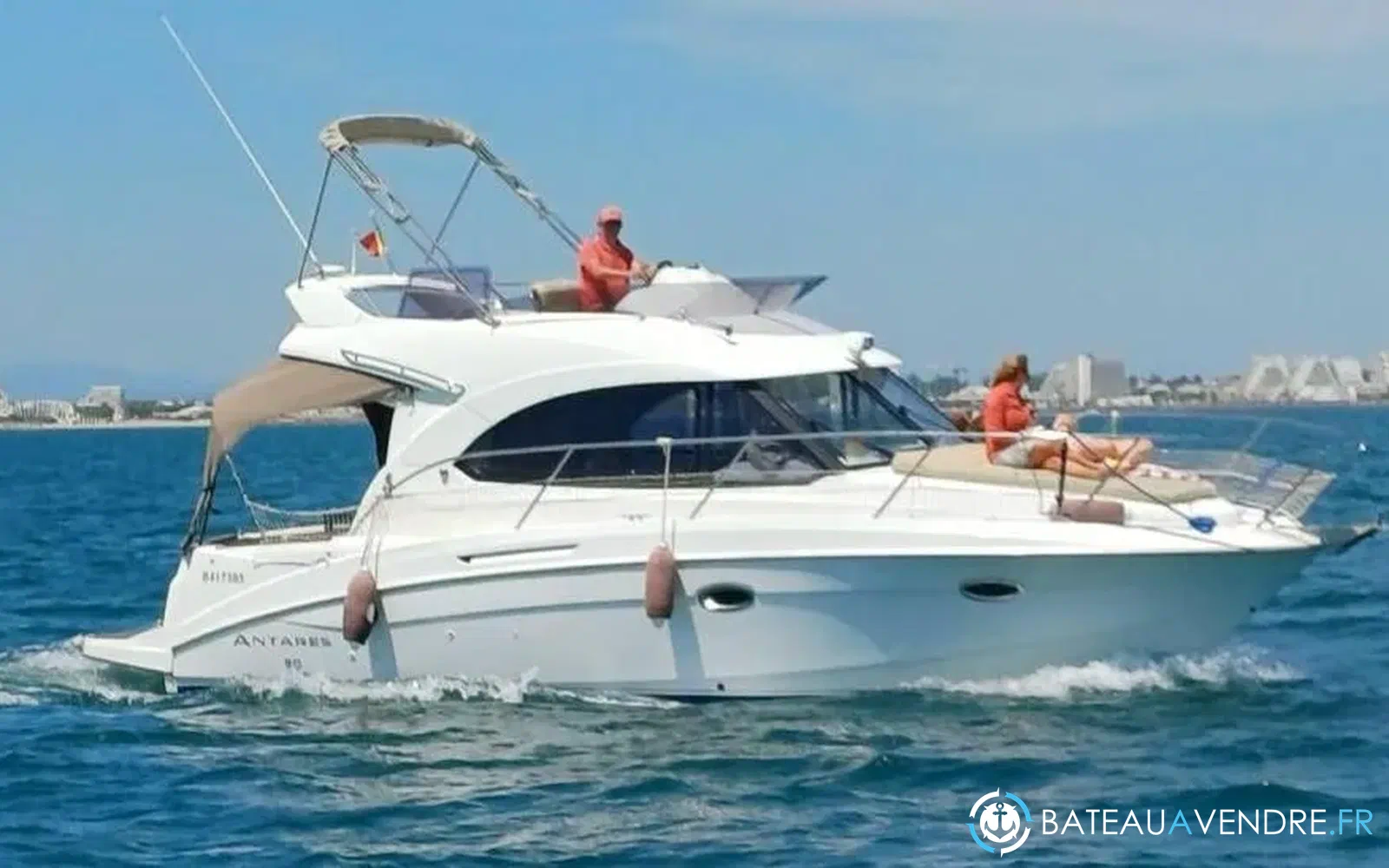 slider 0 Beneteau Antares 30 Fly