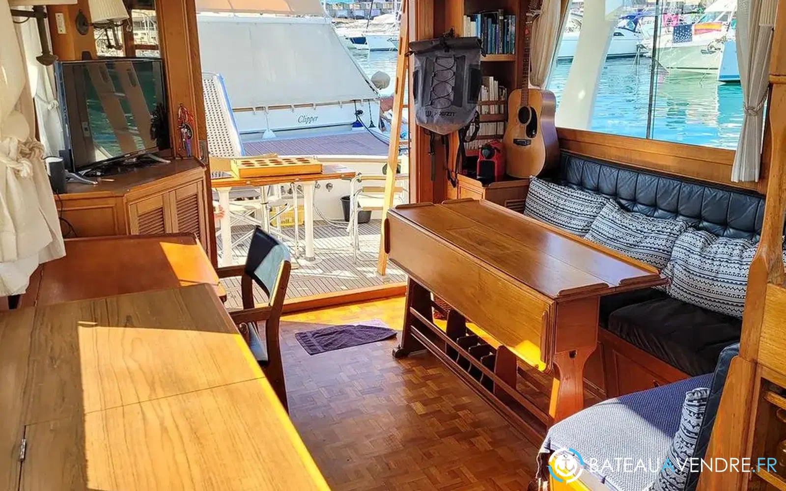 slider 12 Grand Banks 42 Europa