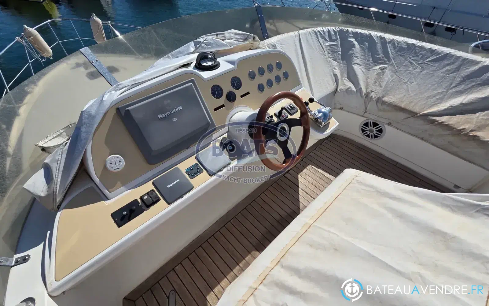 slider 13 Sealine F 42/5