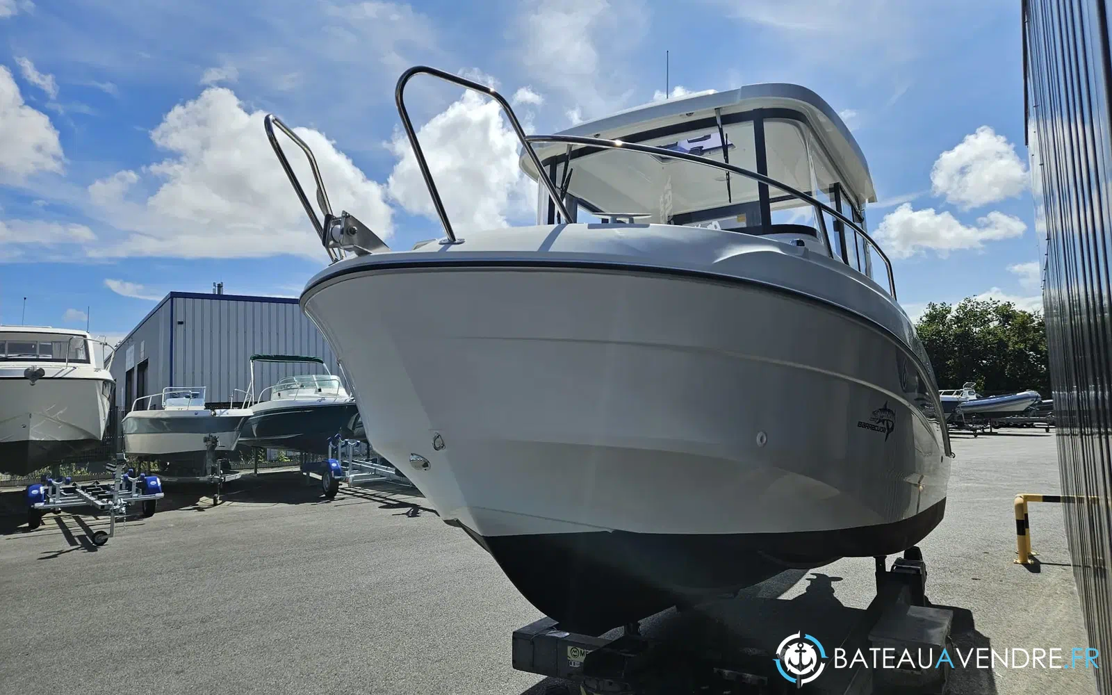 slider 9 Beneteau Barracuda 6