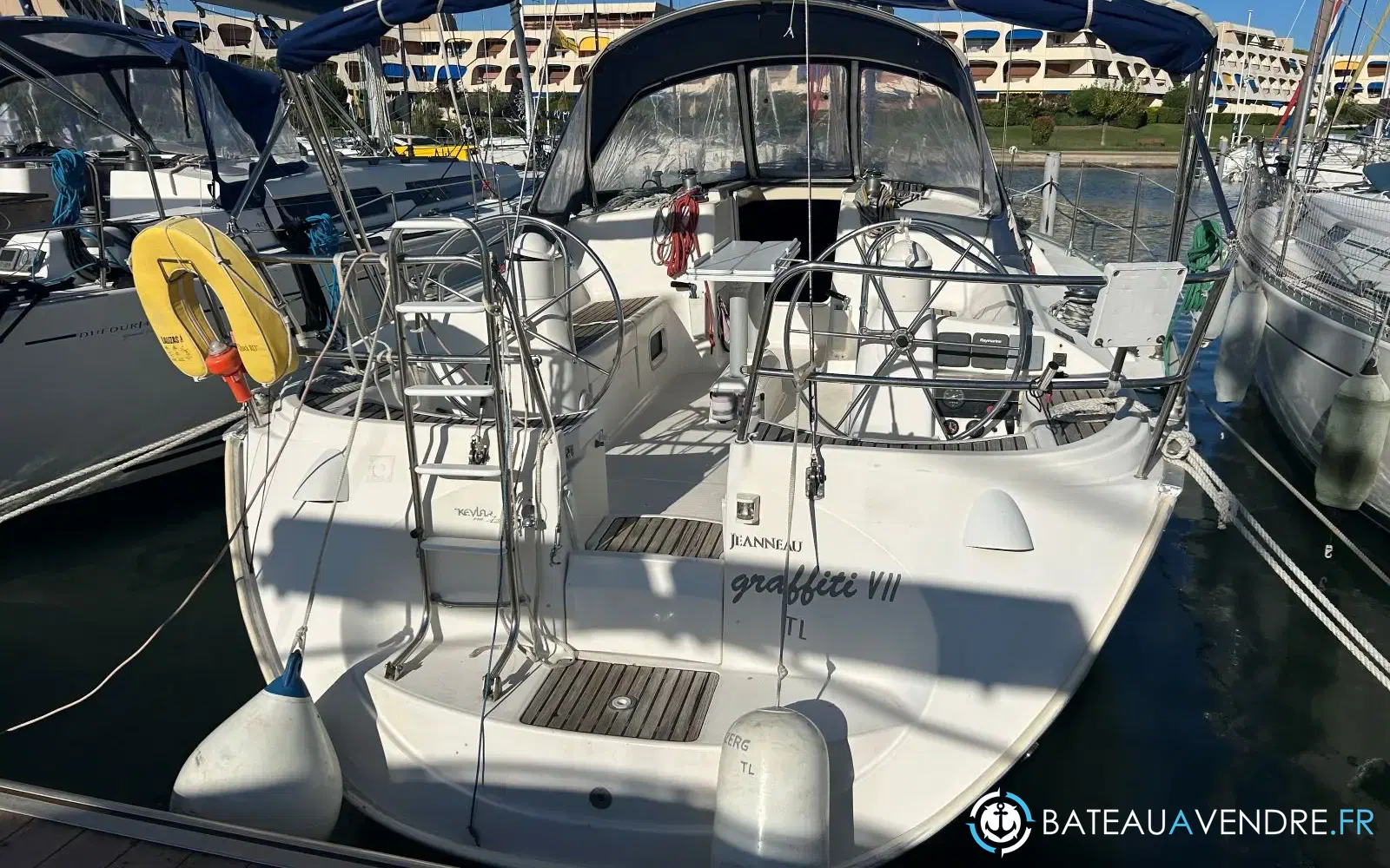 slider 14 Jeanneau Sun Odyssey 40