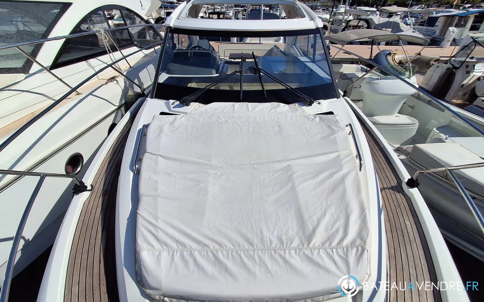 slider 10 Jeanneau Leader 33 Sportop