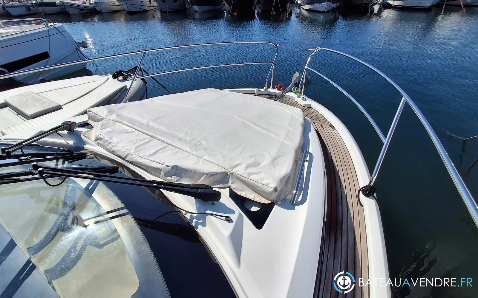 slider 8 Jeanneau Leader 33 Sportop