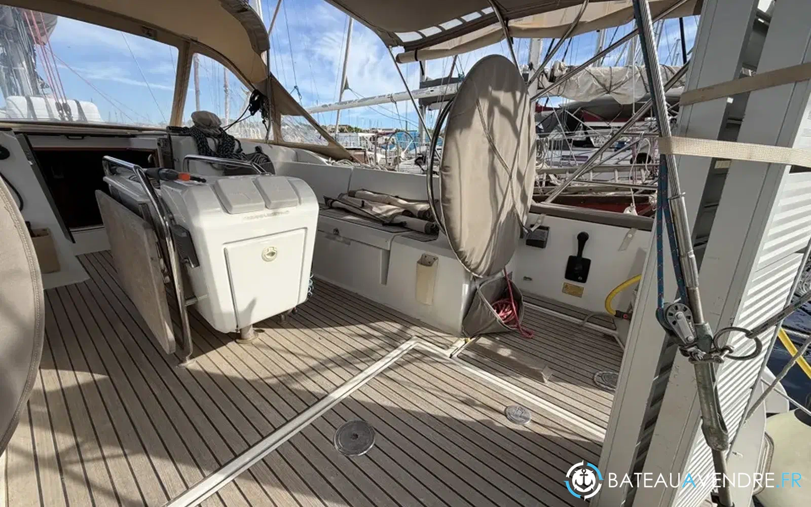 slider 13 Jeanneau Sun Odyssey 469