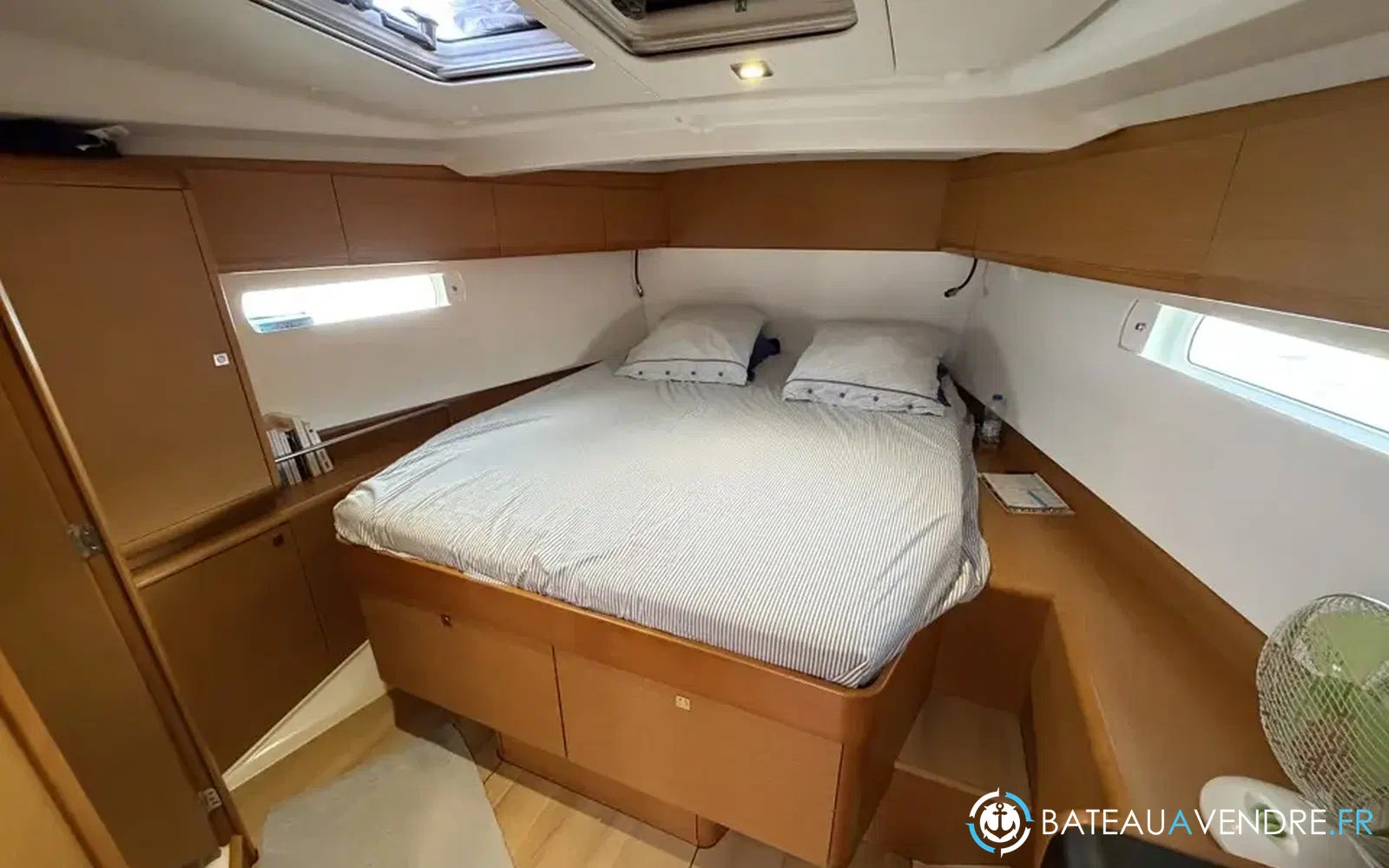 slider 33 Jeanneau Sun Odyssey 469