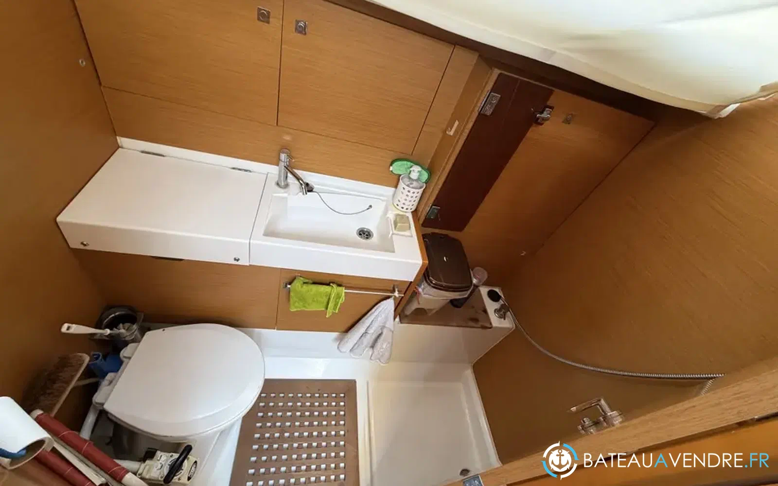slider 41 Jeanneau Sun Odyssey 469