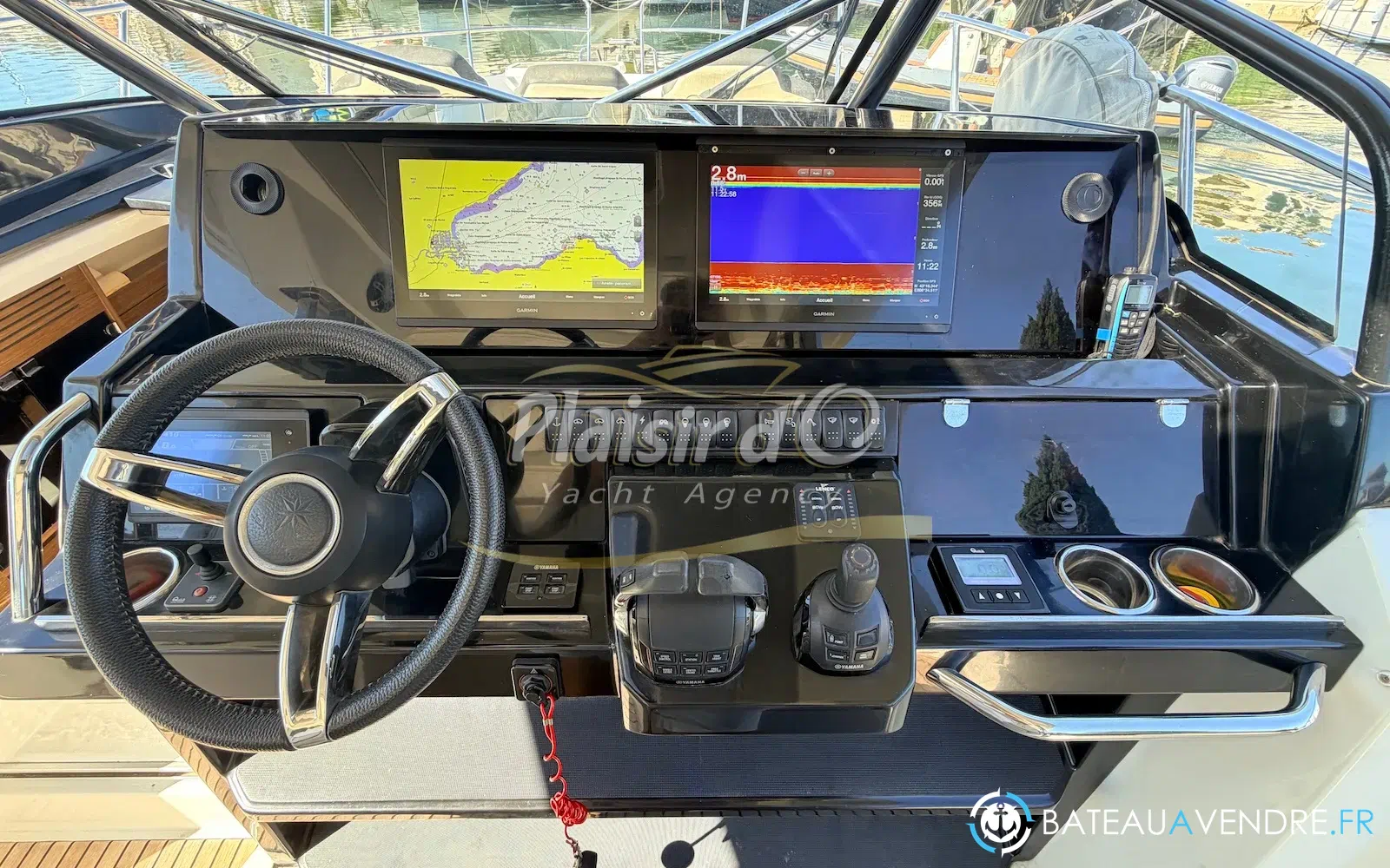 slider 18 Jeanneau Cap Camarat 12.5 WA