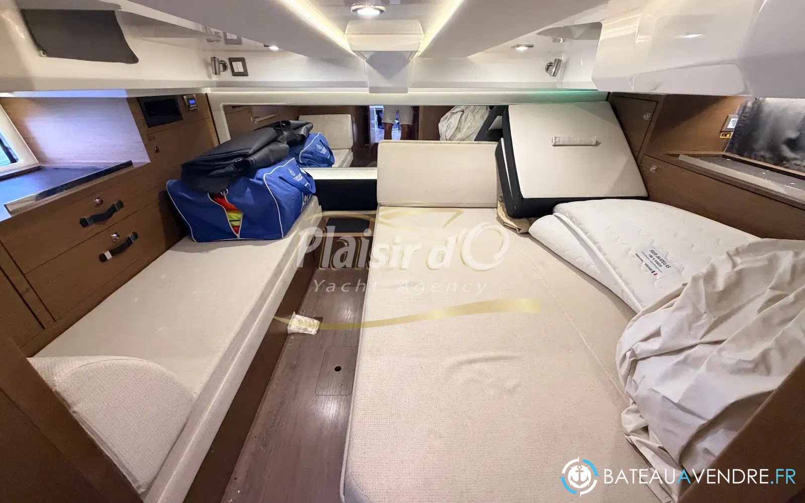 slider 36 Jeanneau Cap Camarat 12.5 WA