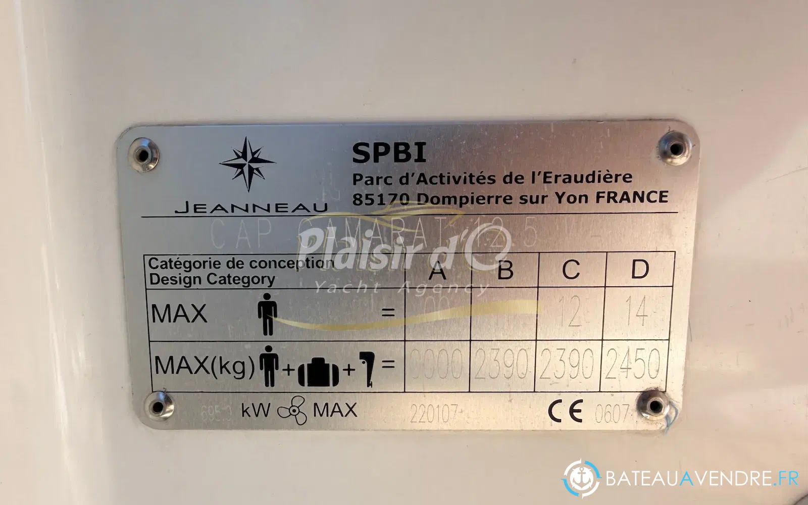slider 50 Jeanneau Cap Camarat 12.5 WA