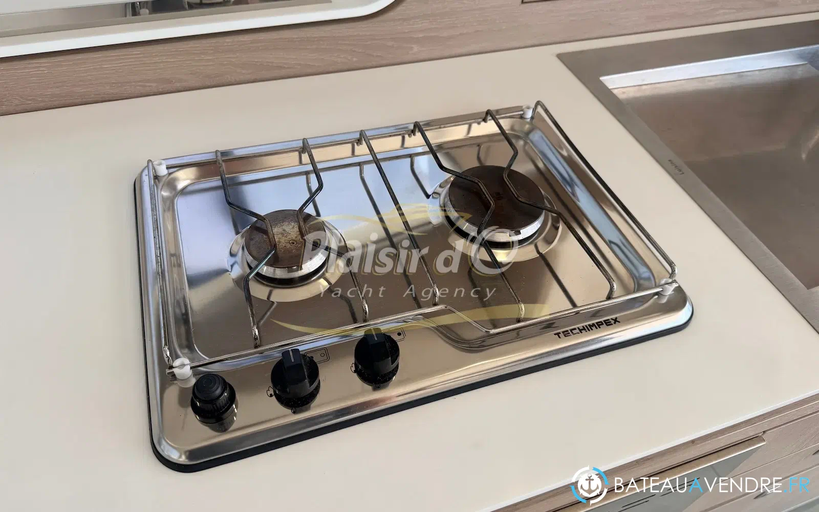 slider 11 Aventura Catamarans Aventura 10 Power