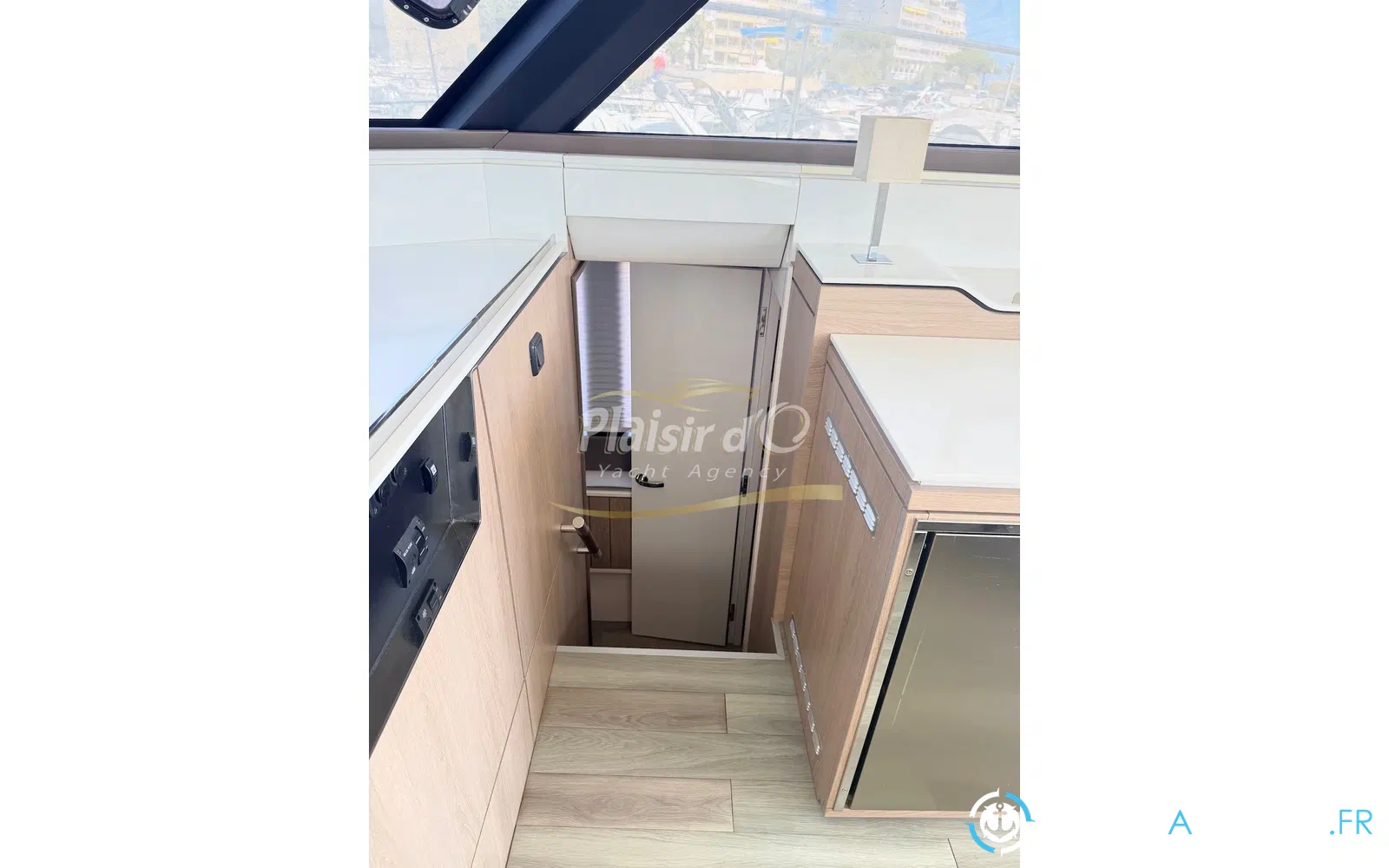slider 27 Aventura Catamarans Aventura 10 Power