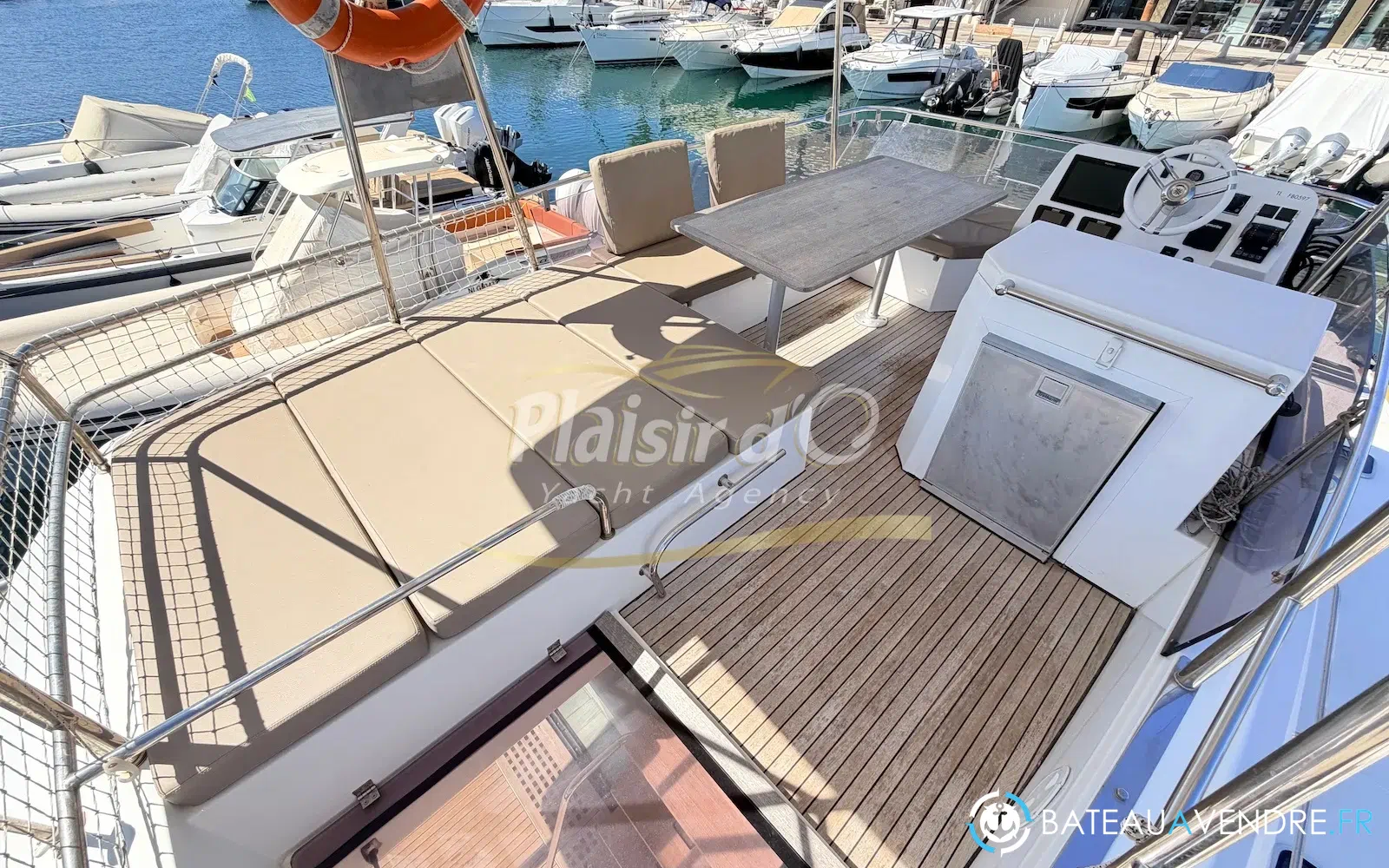 slider 41 Aventura Catamarans Aventura 10 Power