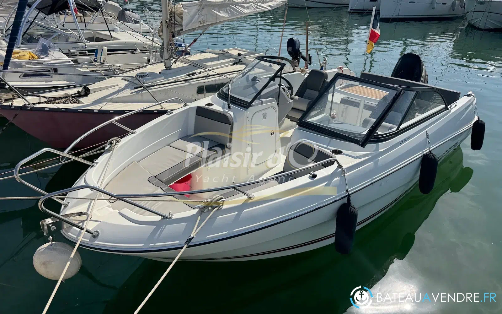 slider 2 Jeanneau Cap Camarat 6.5 BR Serie 2
