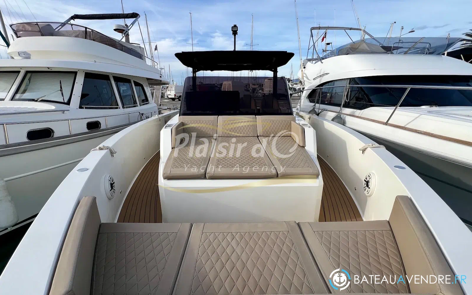 slider 0 De Antonio Yachts D42