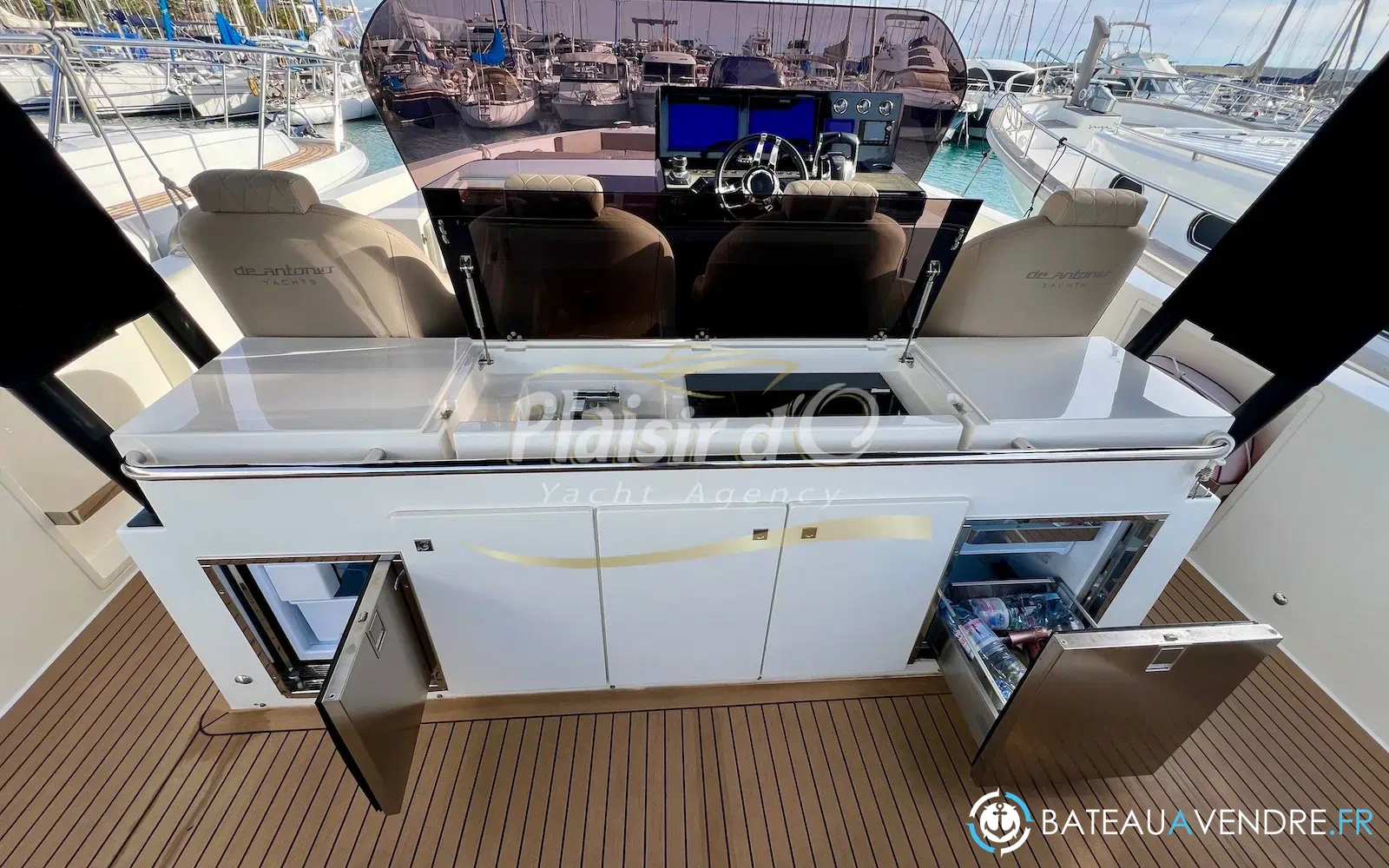slider 16 De Antonio Yachts D42