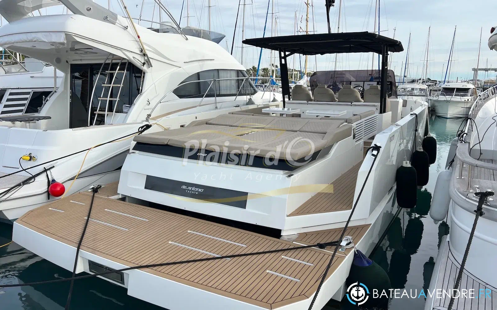 slider 1 De Antonio Yachts D42