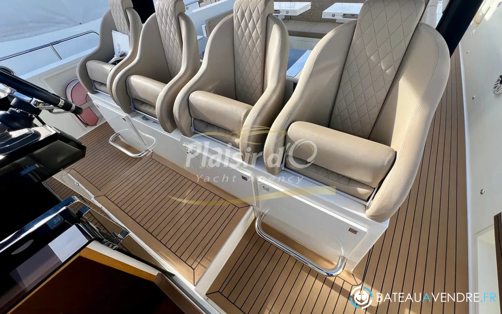slider 6 De Antonio Yachts D42