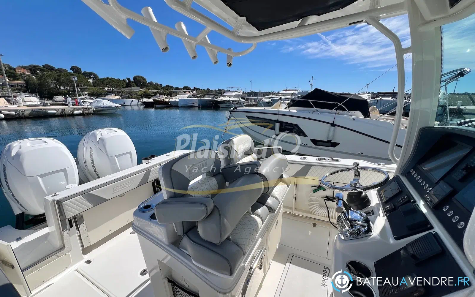slider 9 Boston Whaler 280 Outrage