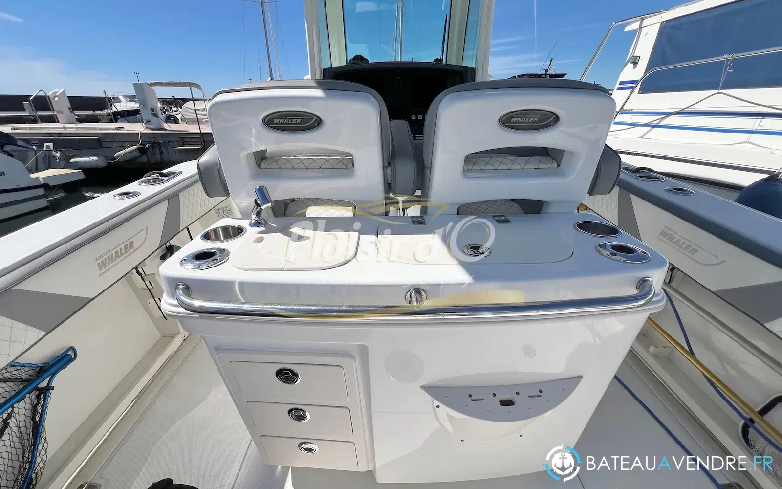 slider 18 Boston Whaler 280 Outrage