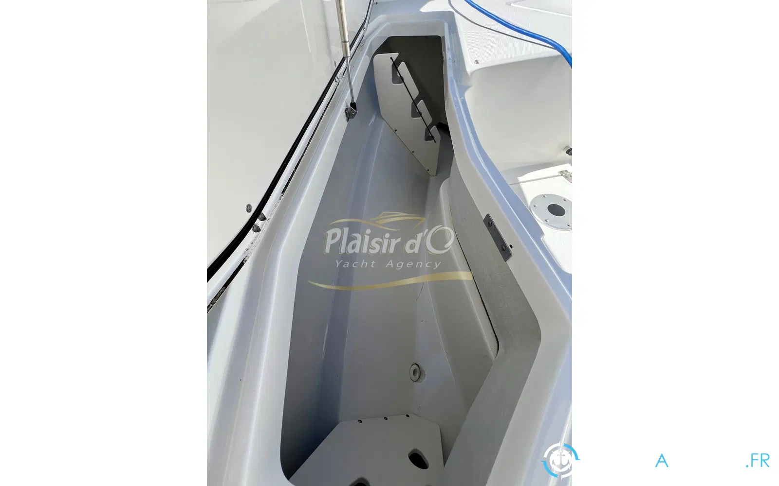 slider 23 Boston Whaler 280 Outrage