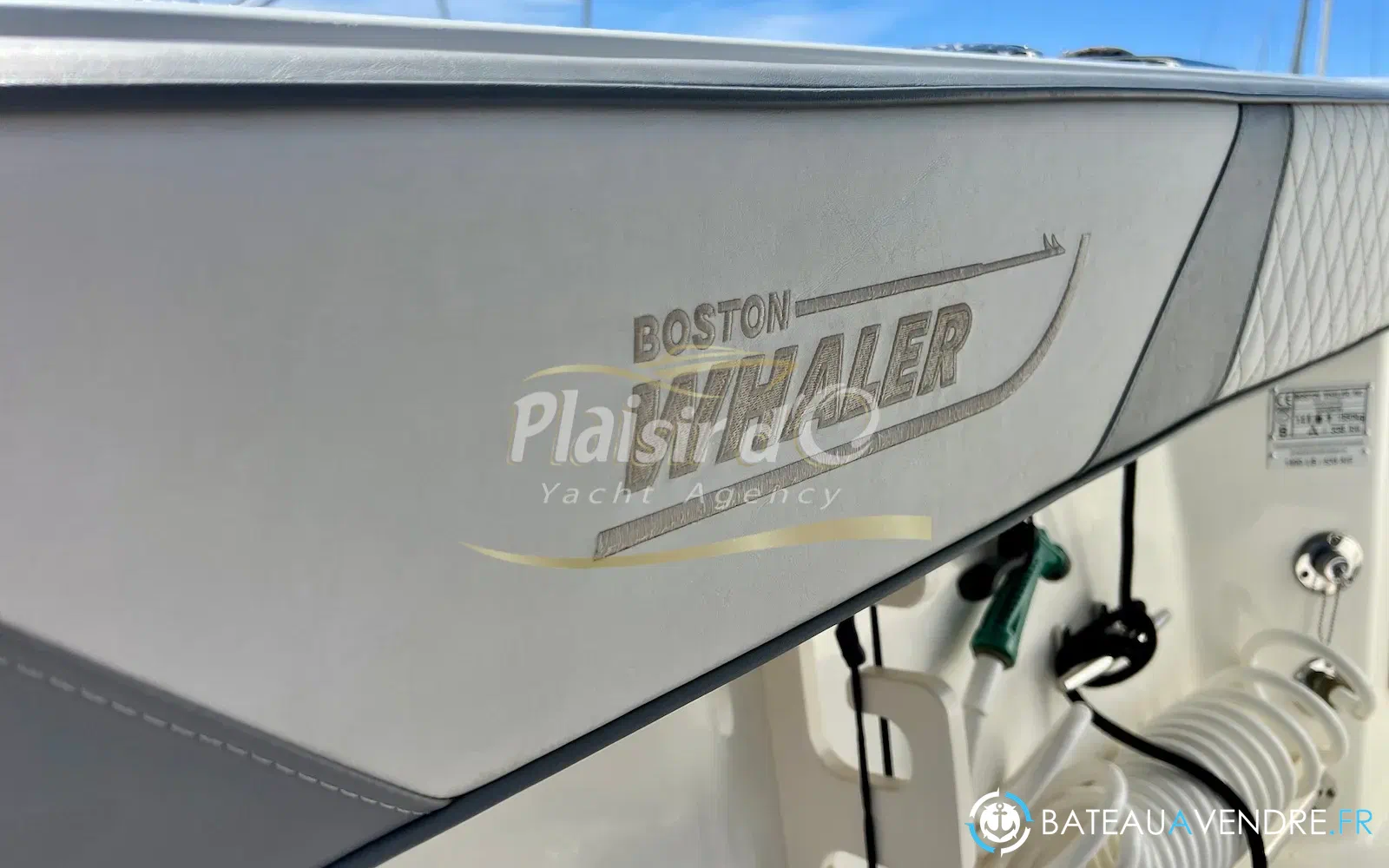 slider 36 Boston Whaler 280 Outrage