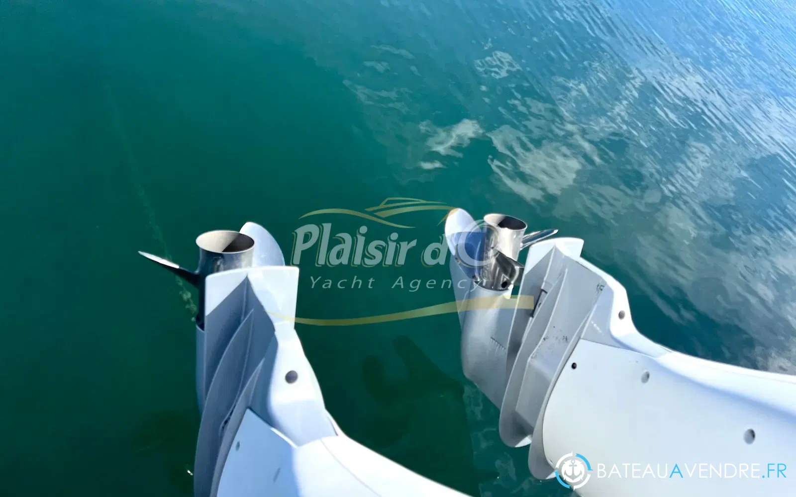 slider 6 Boston Whaler 280 Outrage