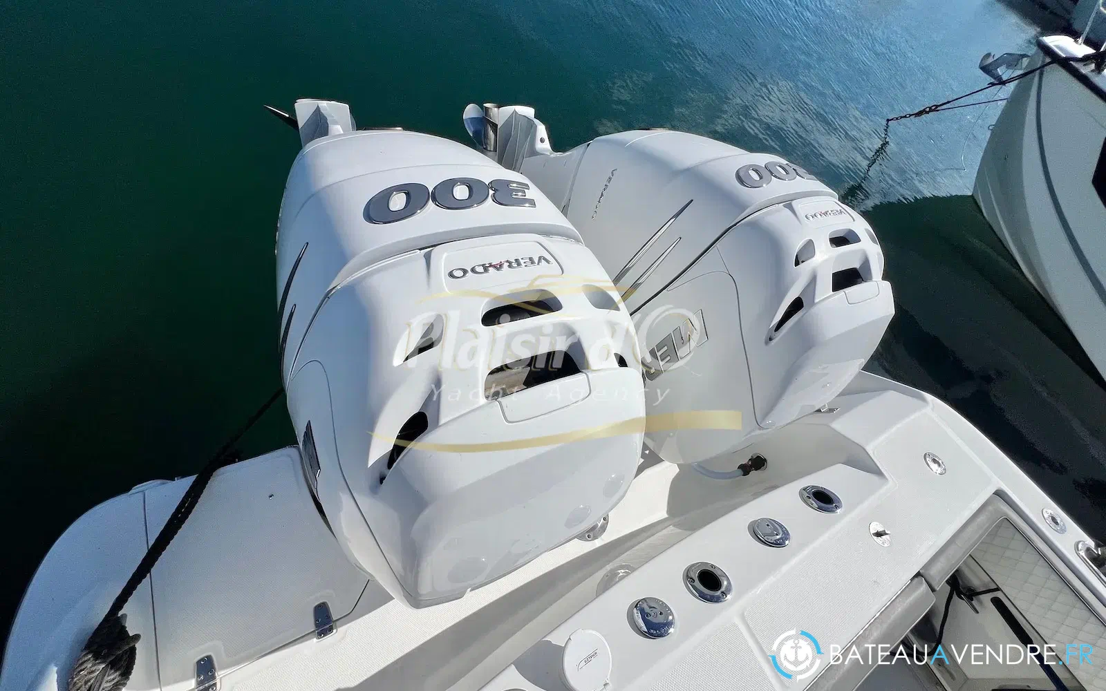 slider 7 Boston Whaler 280 Outrage