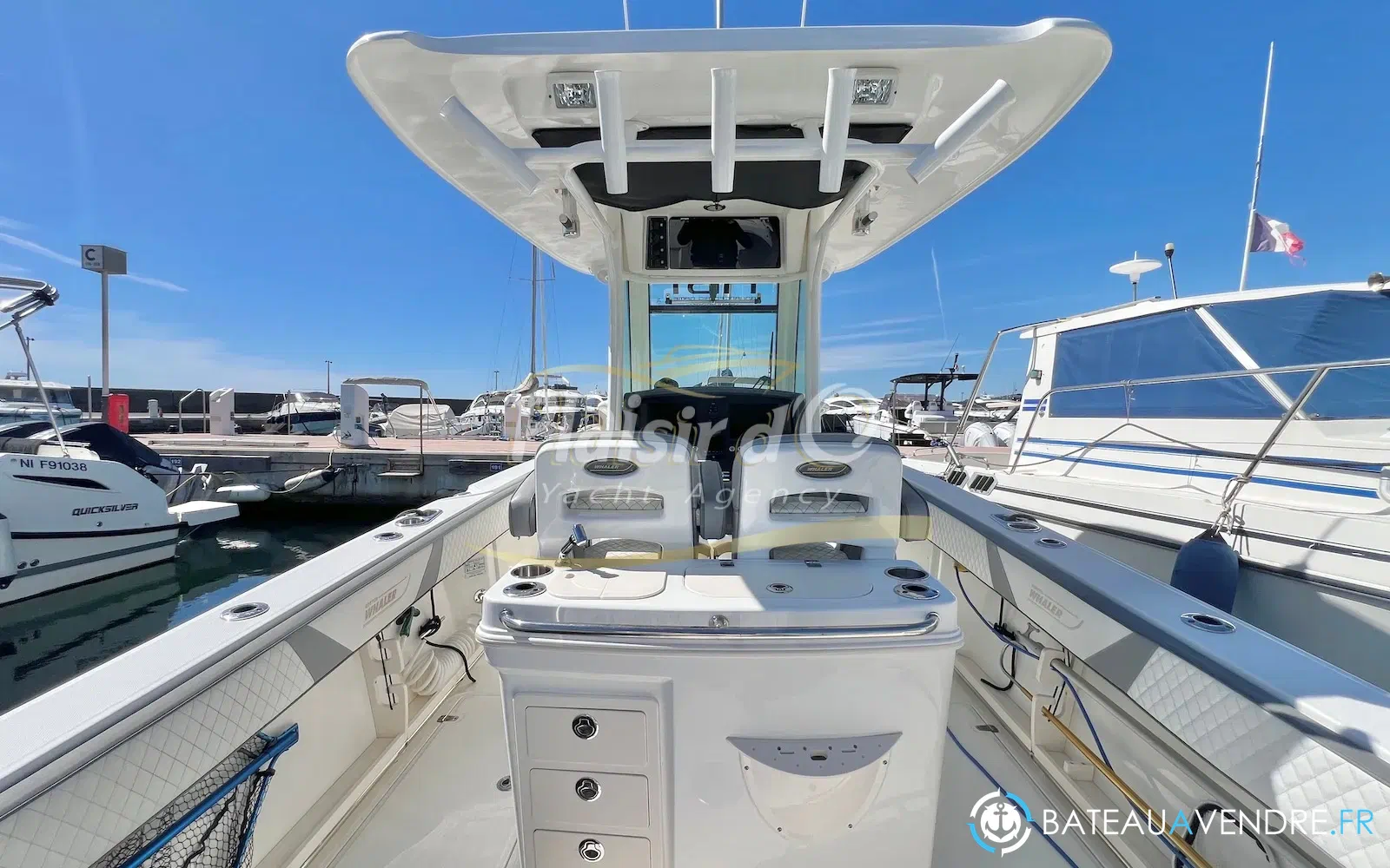 slider 8 Boston Whaler 280 Outrage
