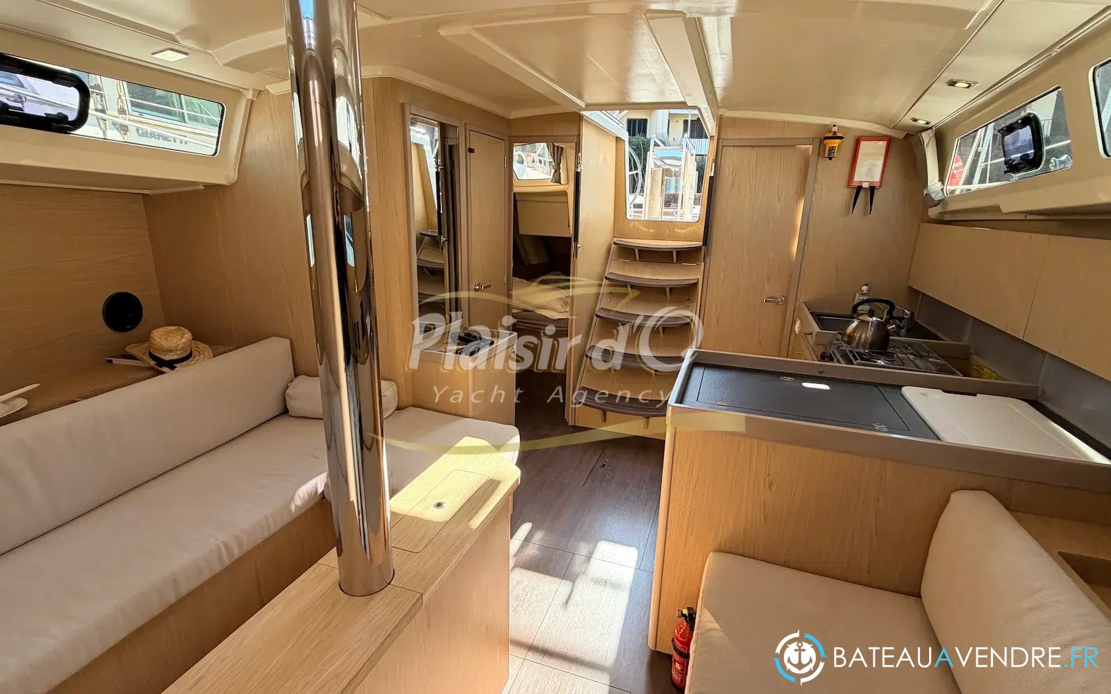 slider 44 Beneteau Oceanis 41.1