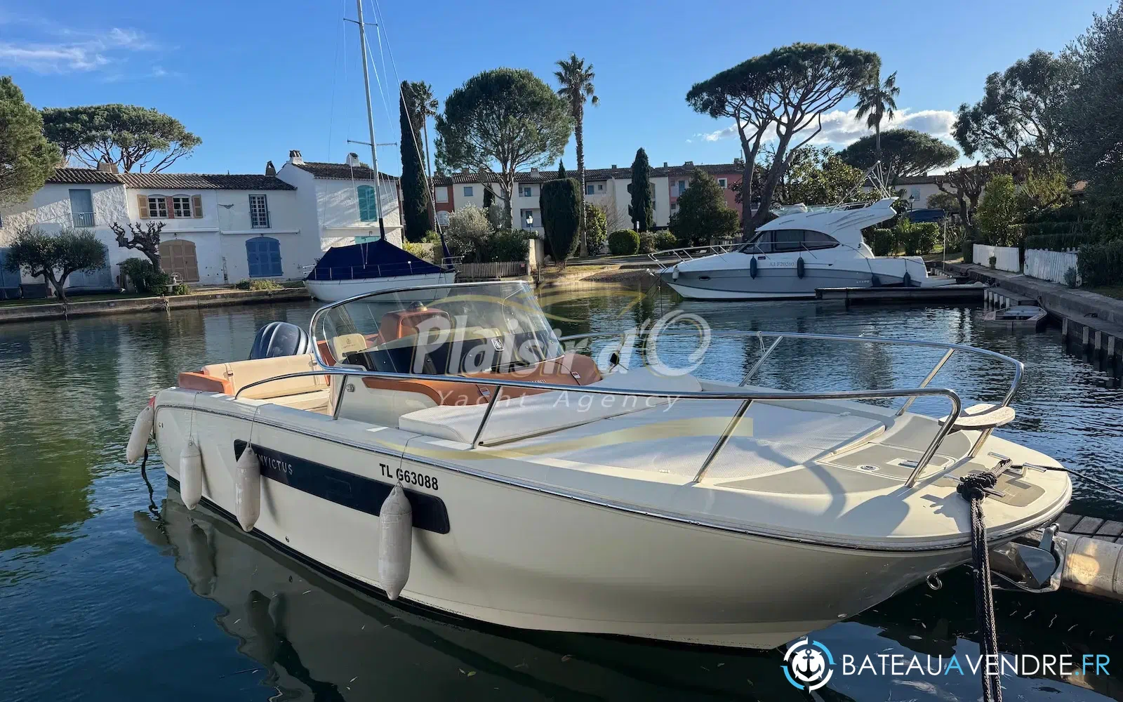 slider 3 Invictus 270 CX