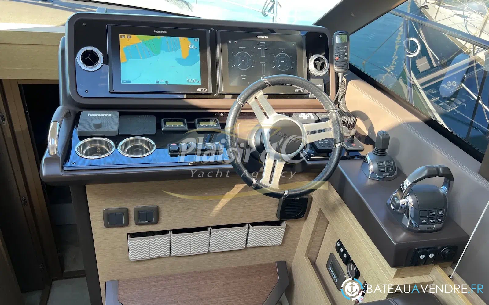 slider 12 Prestige Yachts 460 S