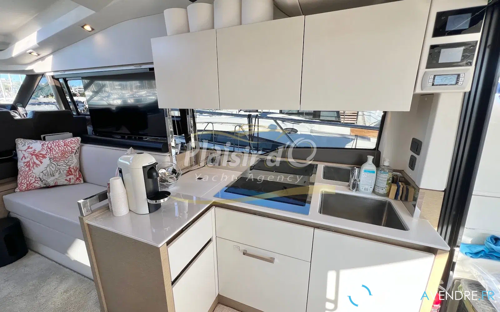 slider 16 Prestige Yachts 460 S