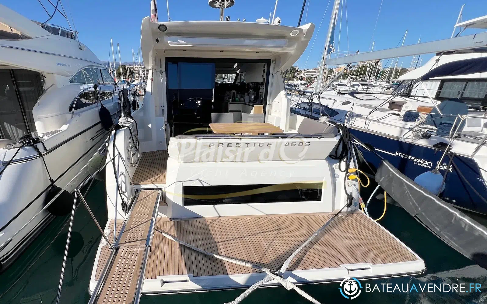 slider 1 Prestige Yachts 460 S