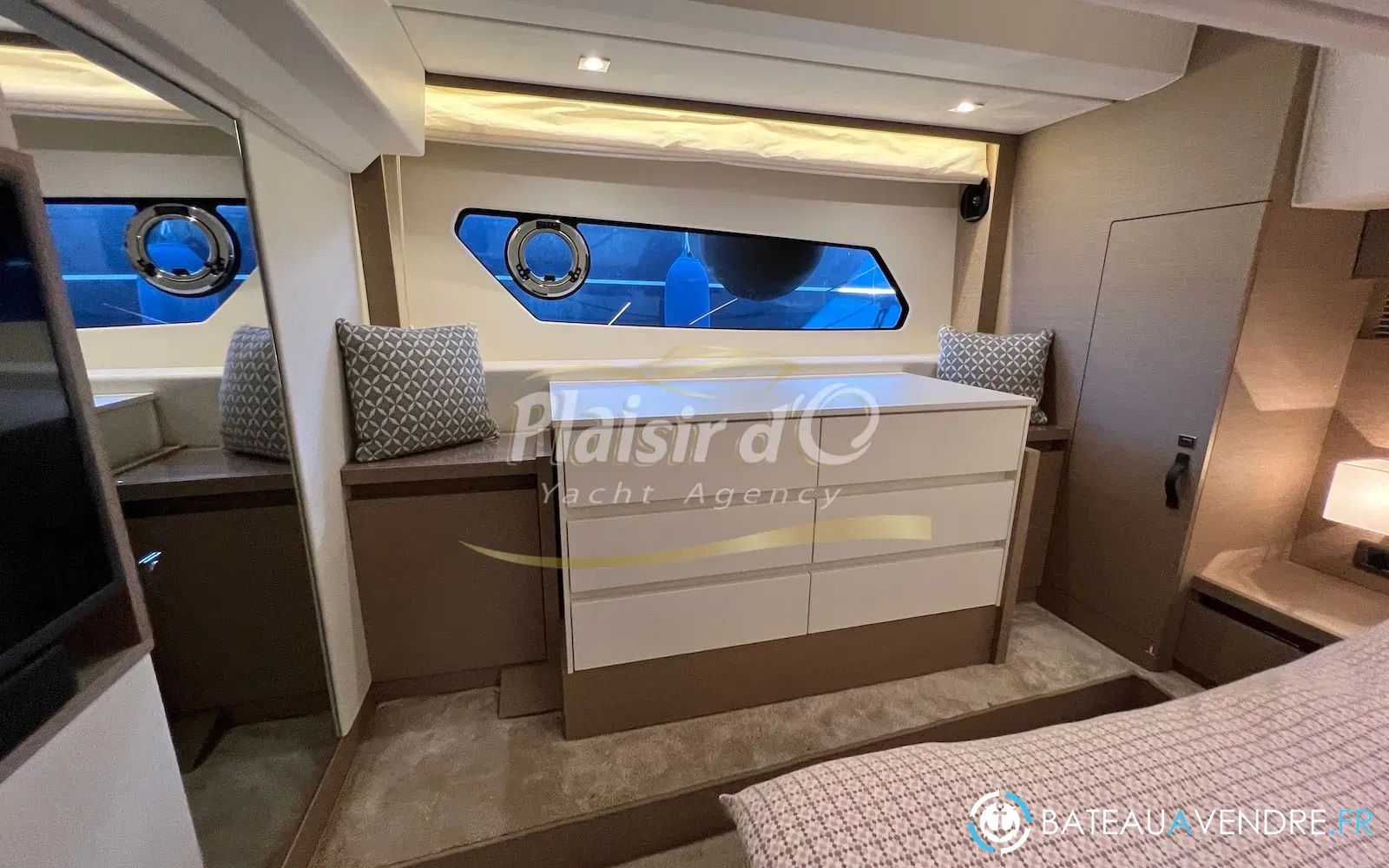 slider 19 Prestige Yachts 460 S