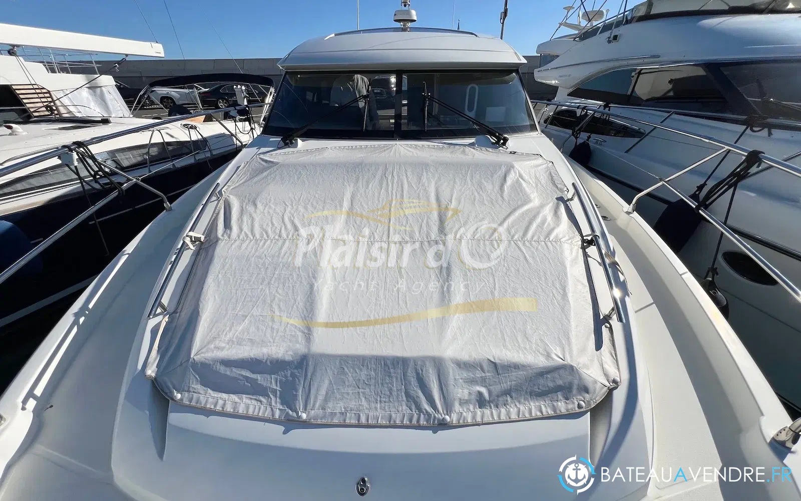 slider 6 Prestige Yachts 460 S