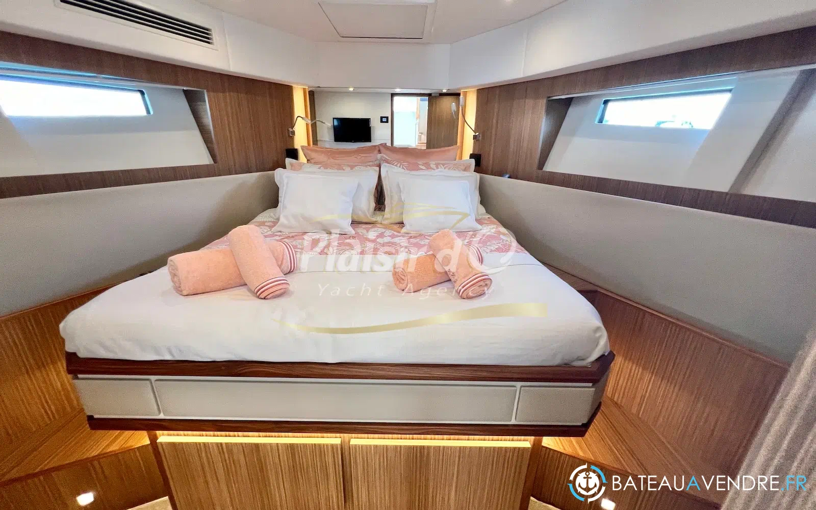 slider 14 Cayman F520