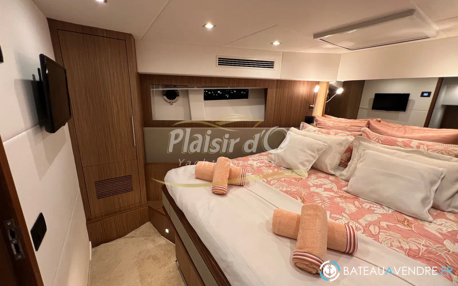 slider 35 Cayman F520