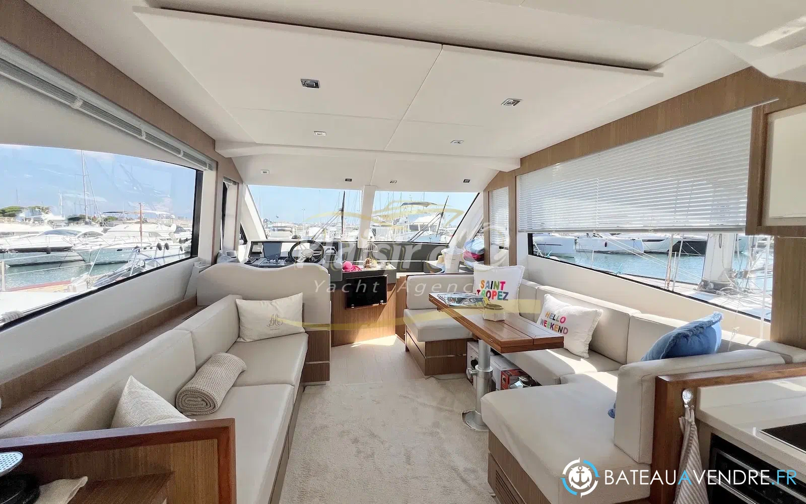 slider 3 Cayman F520
