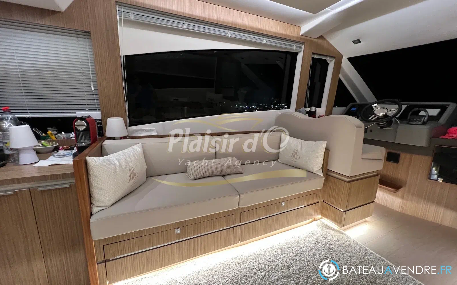 slider 44 Cayman F520