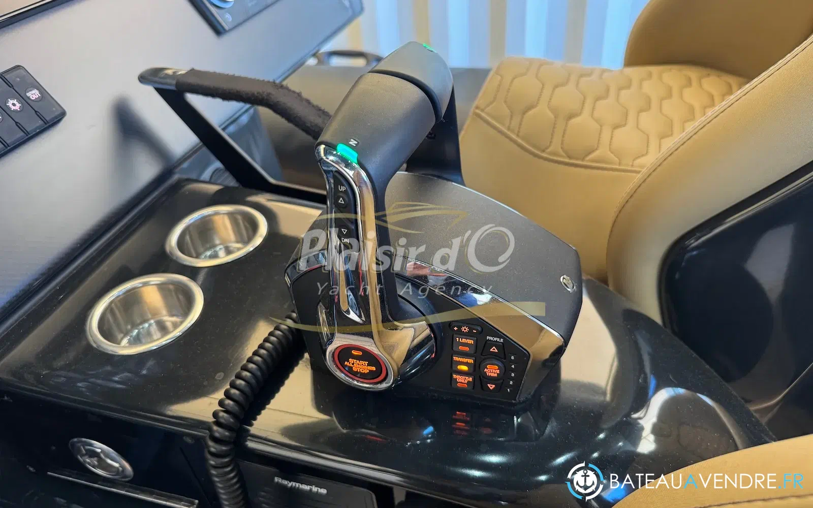 slider 17 Ribco Venom 39