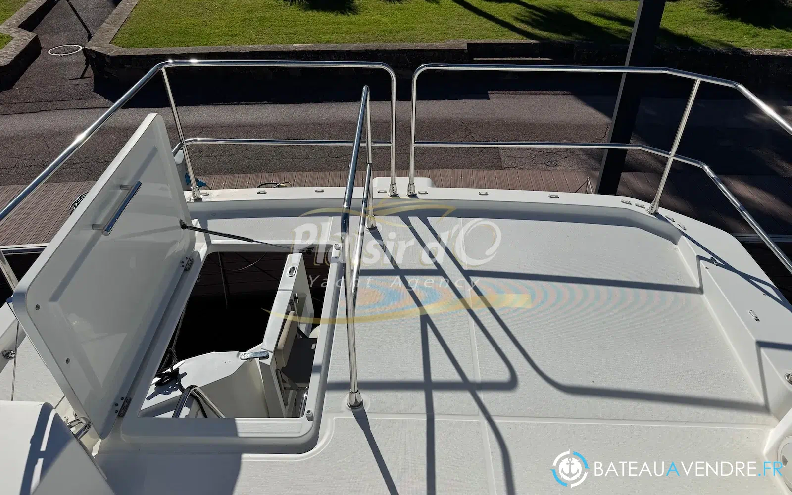 slider 11 Beneteau Swift Trawler 35