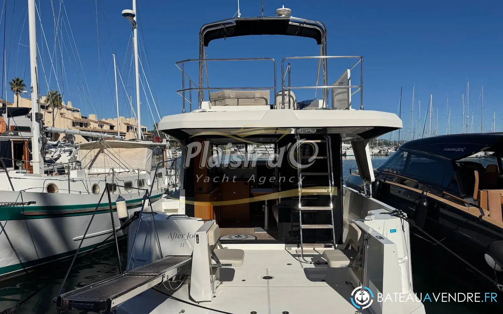 slider 2 Beneteau Swift Trawler 35