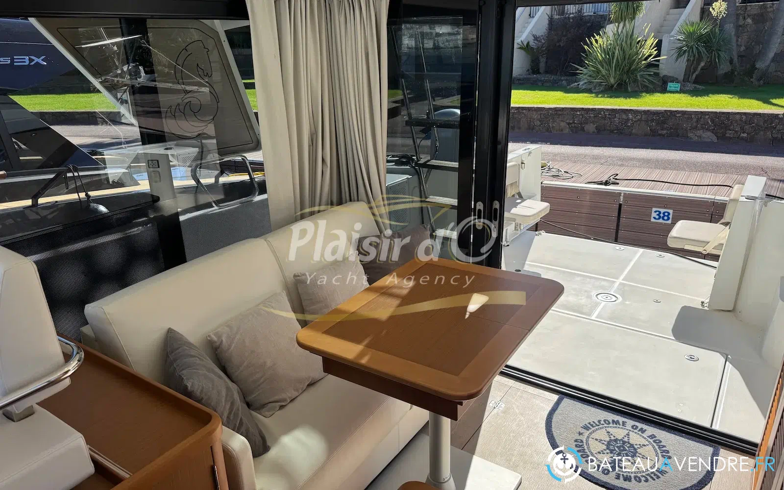 slider 34 Beneteau Swift Trawler 35