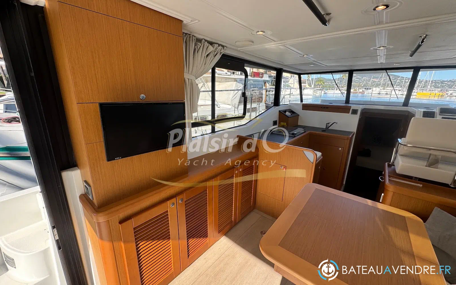 slider 39 Beneteau Swift Trawler 35