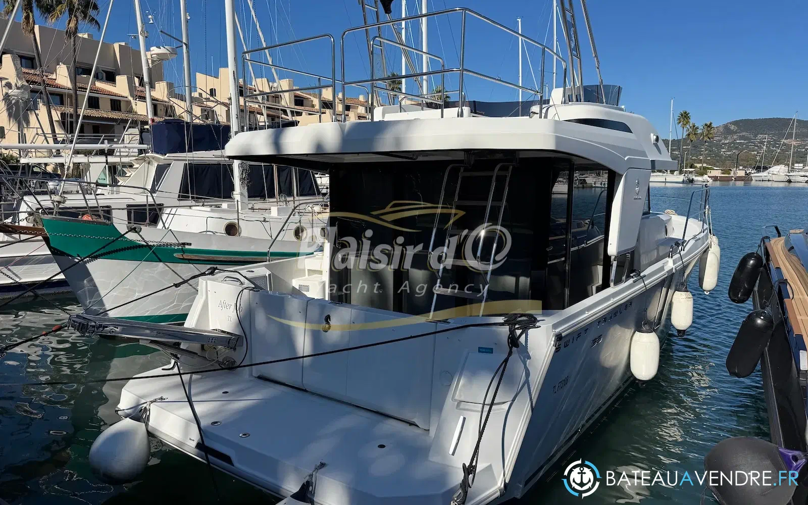 slider 54 Beneteau Swift Trawler 35