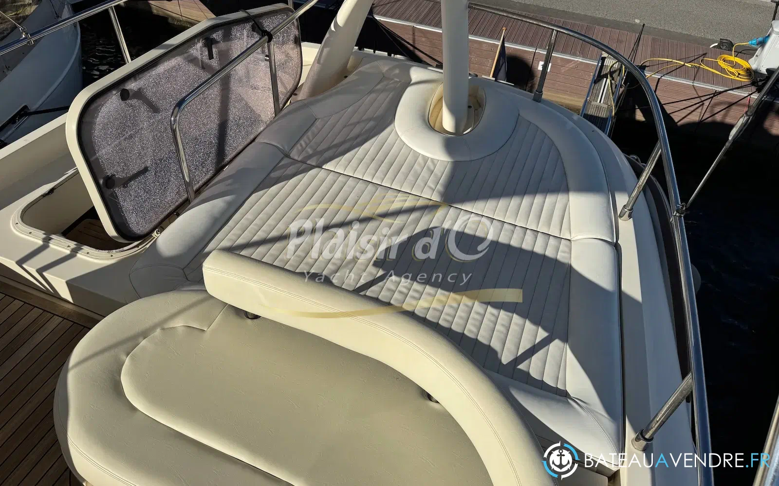 slider 23 Mochi Dolphin 64