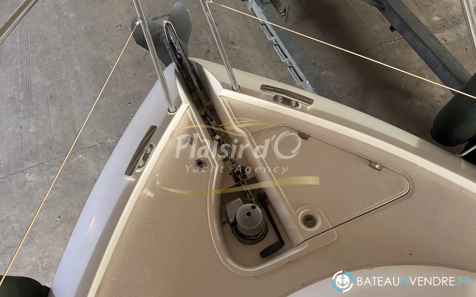 slider 24 Sunseeker Predator 52