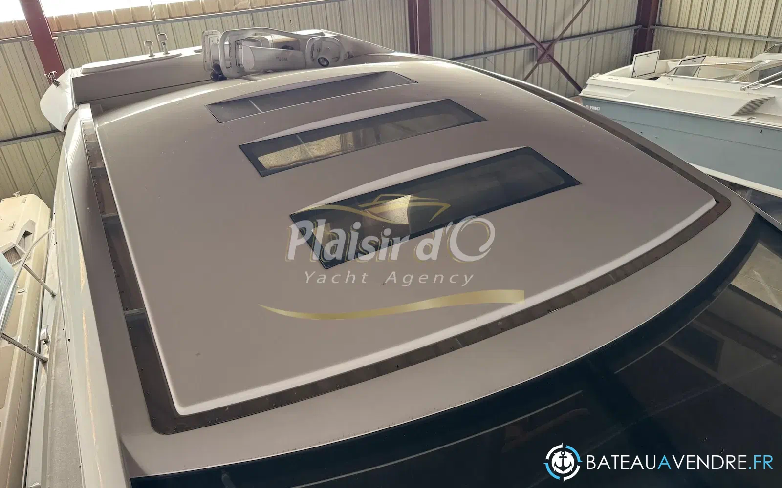 slider 27 Sunseeker Predator 52
