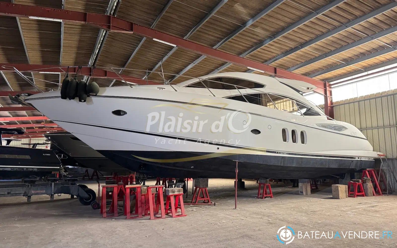 slider 2 Sunseeker Predator 52